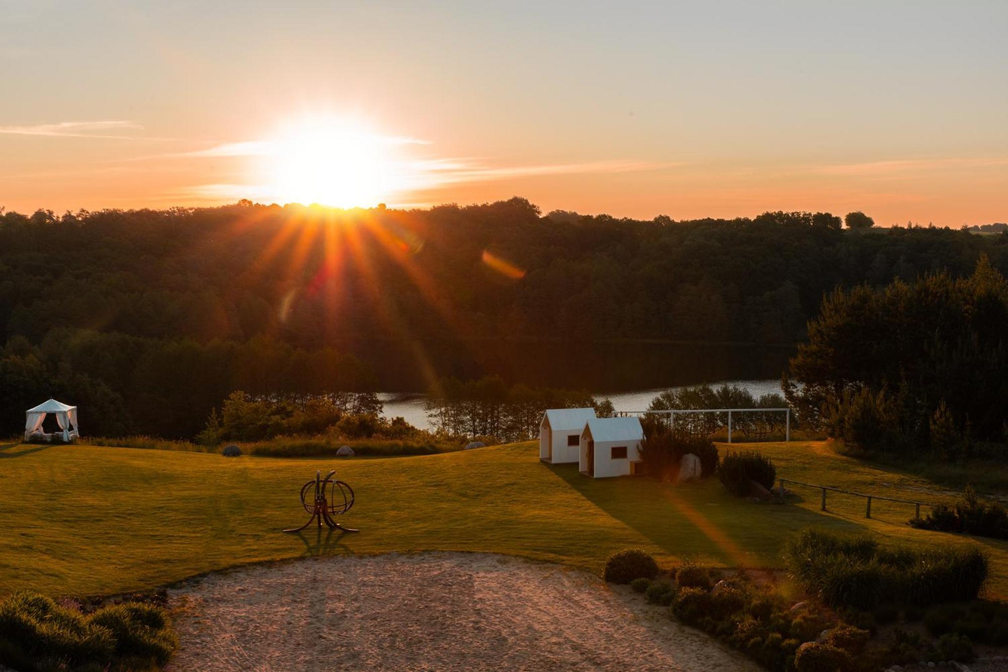 Osada Gleboczek. Vine Resort&Spa Wielki Głęboczek Exteriör bild